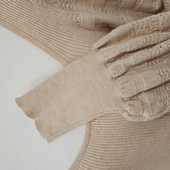Sofia Vergara Jeans - Cream Puff Sleeve Sweater - SMALL - New Without Tags - Picture 8 of 9